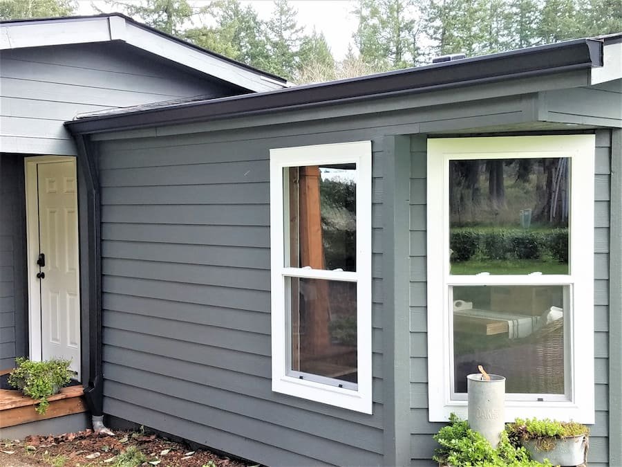 When Should You Replace Your Eavestroughs?